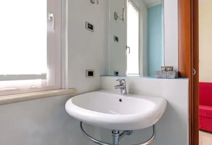 Residenza Ame Πανσιόν Πεσκιέρα ντελ Γκάρντα